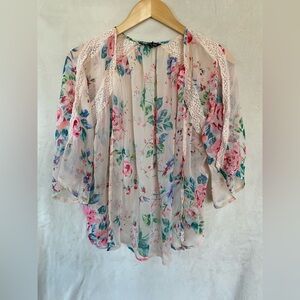 Women’s Express Sheer Kimono